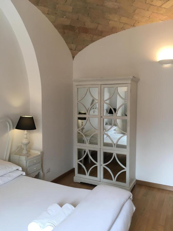 La Finestra Sul Colosseo B&B 1 Рим Екстериор снимка